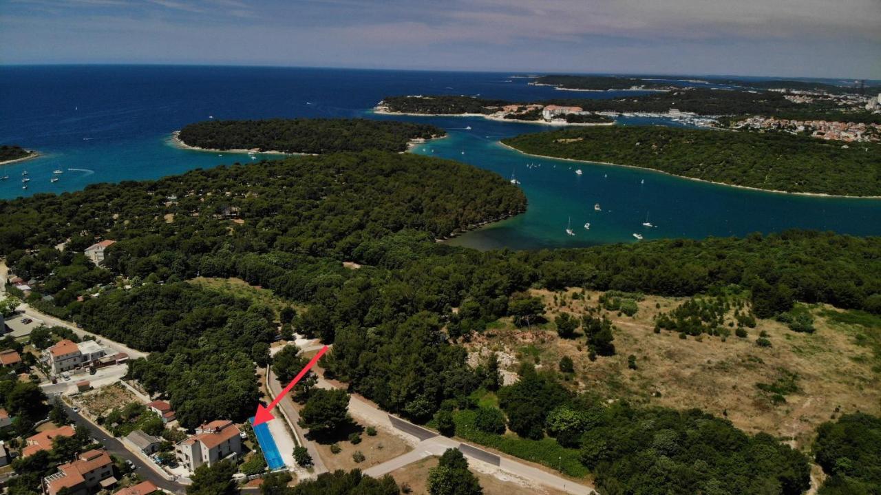 Predivan Novouredeni Apartman U Blizini Mora Банджоле Экстерьер фото